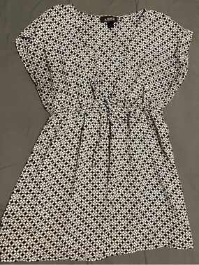 A. Byer Black & White Geometric Mini Dress